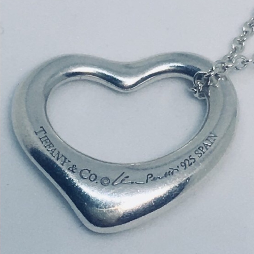 TIFFANY & CO silver heart charm pendant necklace - Picture 4 of 5